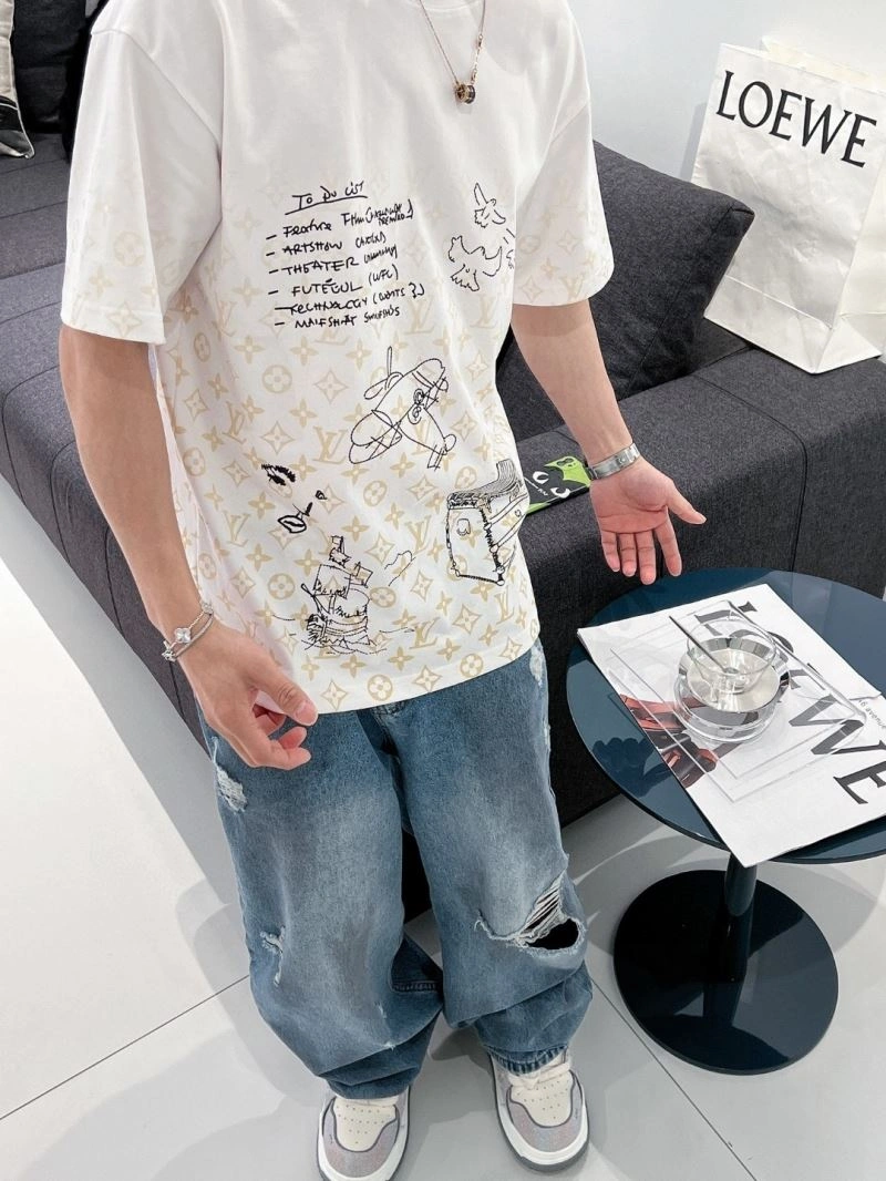 Louis Vuitton T-Shirts ModernLook 137139