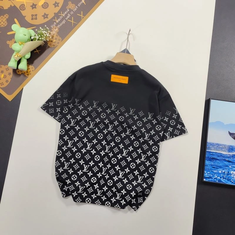 Louis Vuitton T-Shirts ModernLook 137139