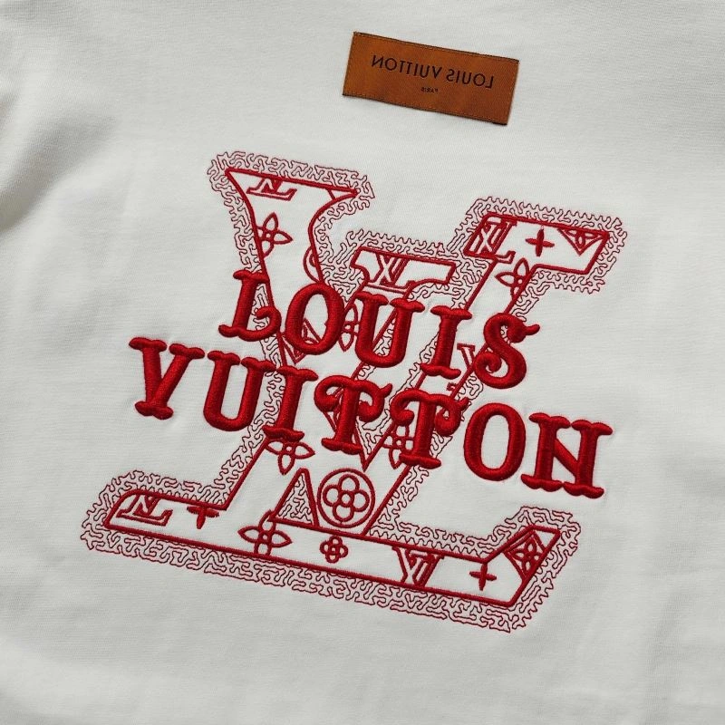 Louis Vuitton T-Shirts Affordable 137137