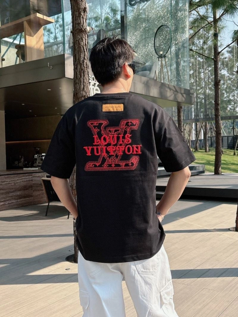 Louis Vuitton T-Shirts Affordable 137137