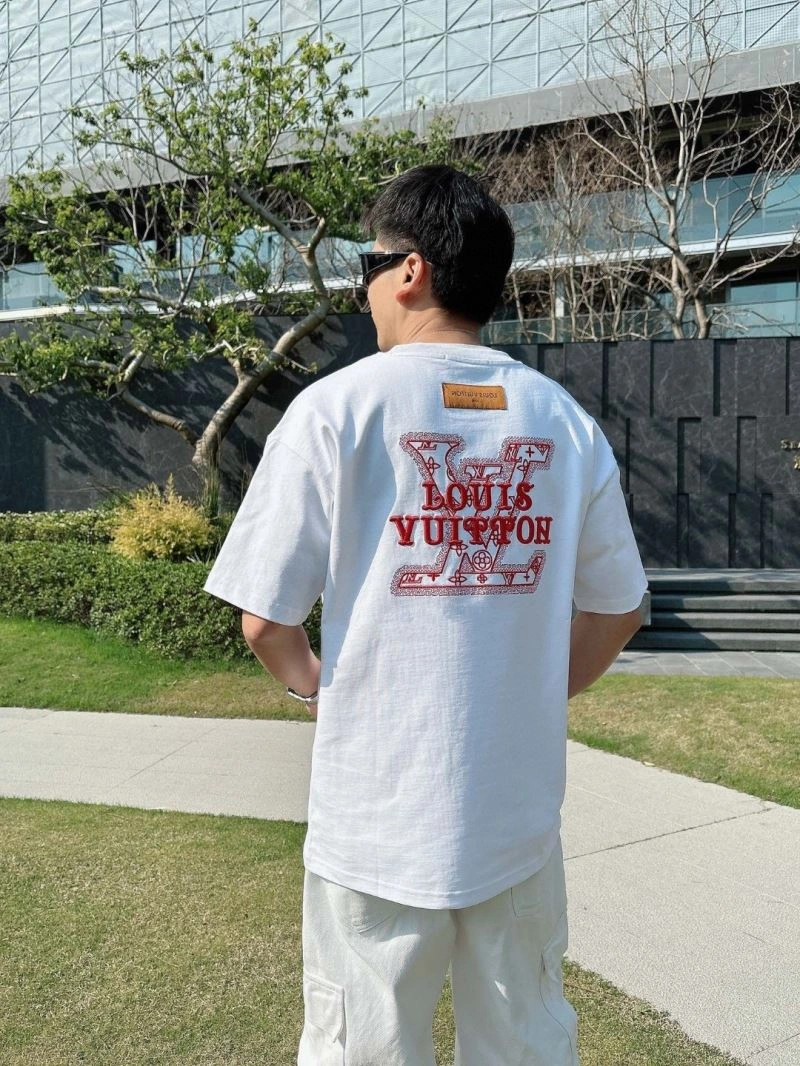 Louis Vuitton T-Shirts Affordable 137137