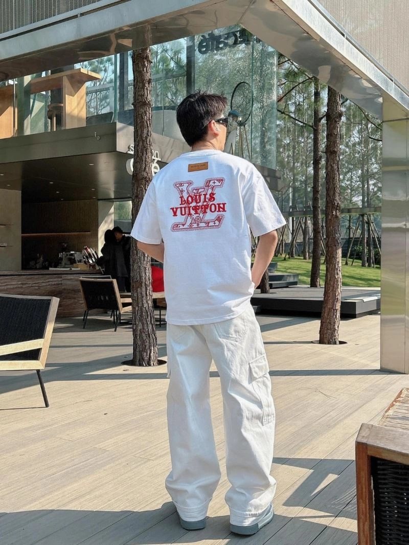 Louis Vuitton T-Shirts Affordable 137137