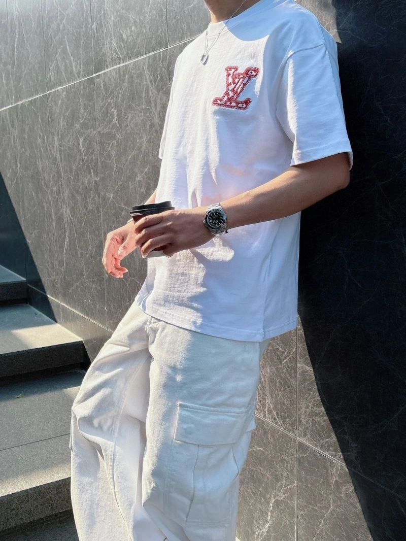 Louis Vuitton T-Shirts Affordable 137137