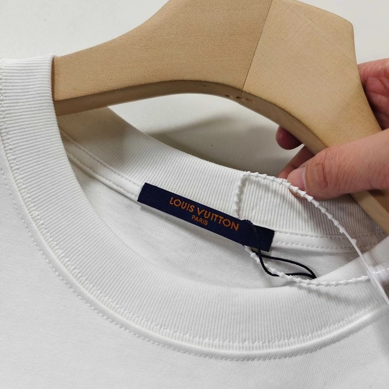 Louis Vuitton T-Shirts Affordable 137137