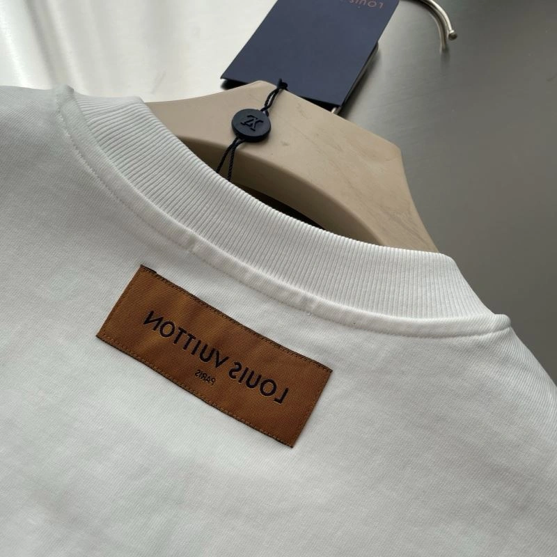 Louis Vuitton T-Shirts OnTrend 137117