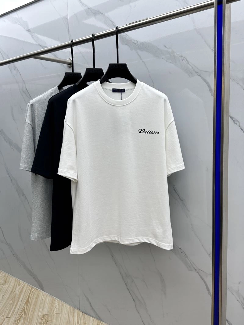 Neat Louis Vuitton T-Shirts 137119