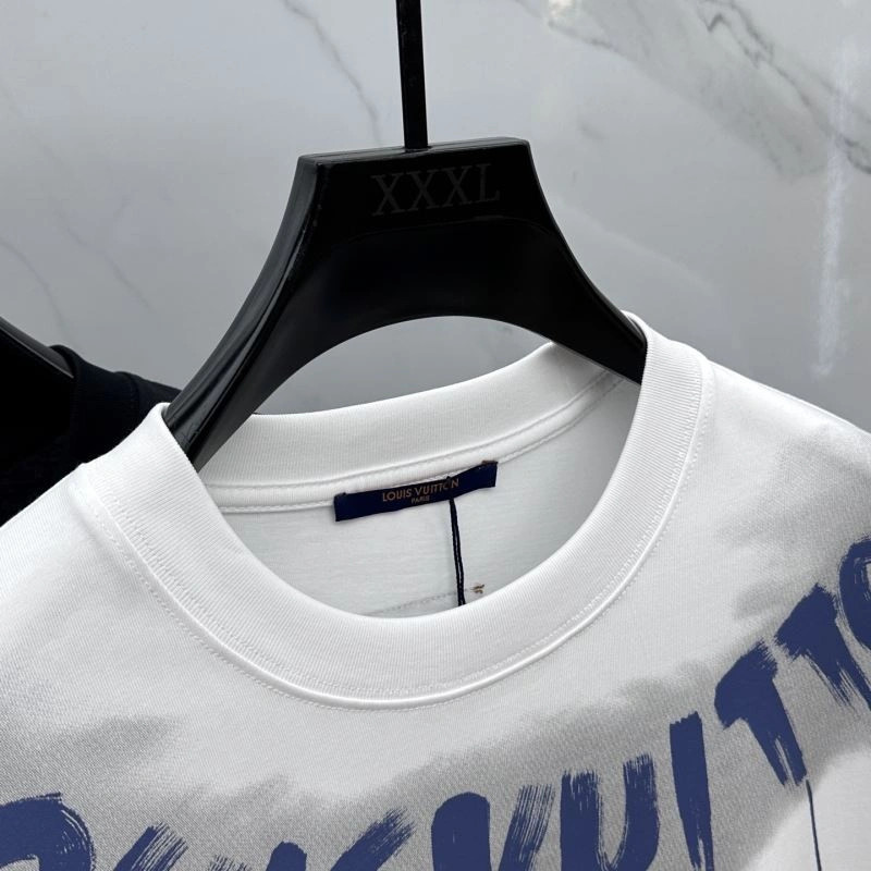 Louis Vuitton T-Shirts Practical 137110