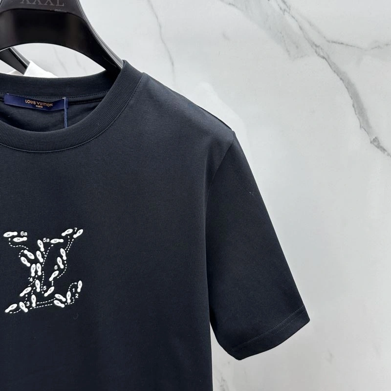 FreshLook Louis Vuitton T-Shirts 137127