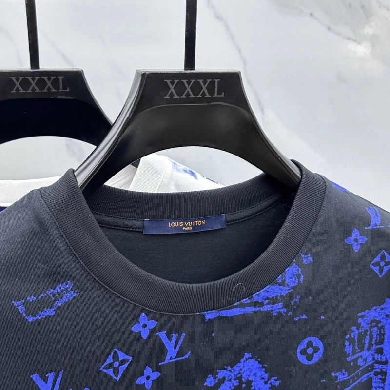 Breathable Louis Vuitton T-Shirts 137129