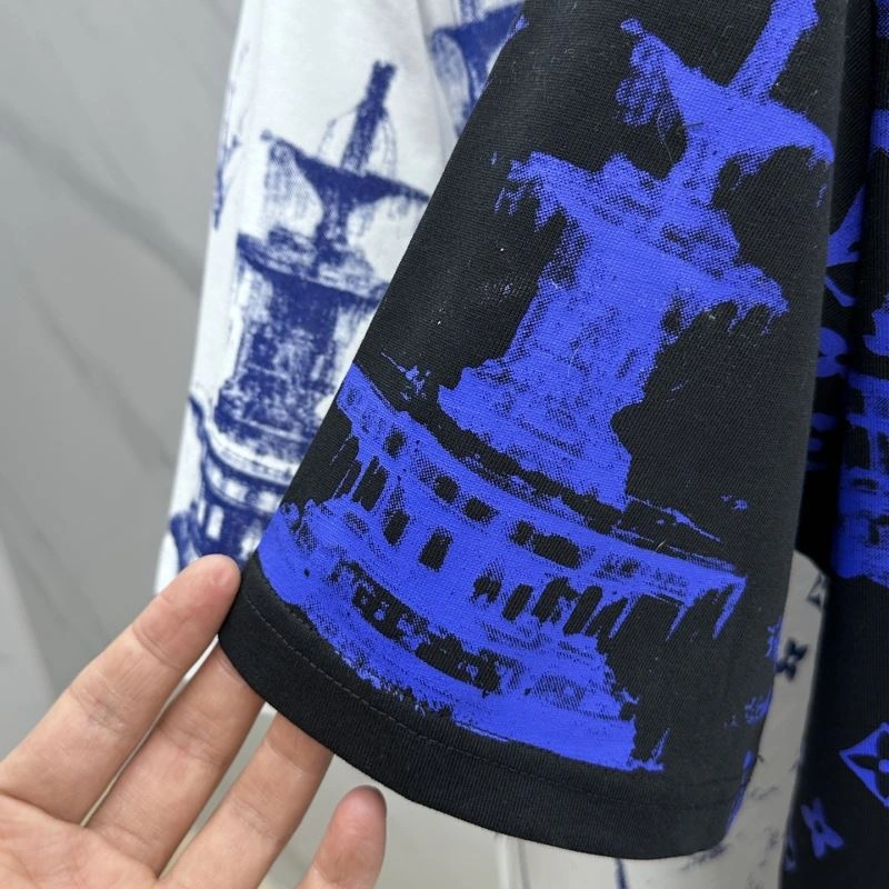 Breathable Louis Vuitton T-Shirts 137129