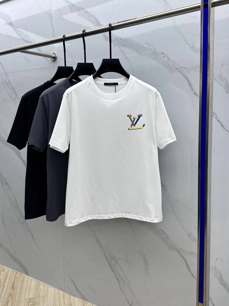 Timeless Louis Vuitton T-Shirts 137125