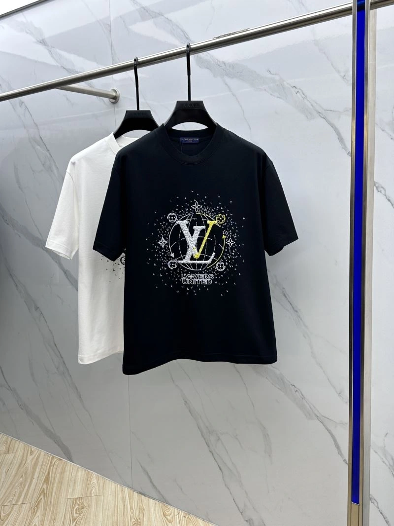 Louis Vuitton T-Shirts Bold 137122