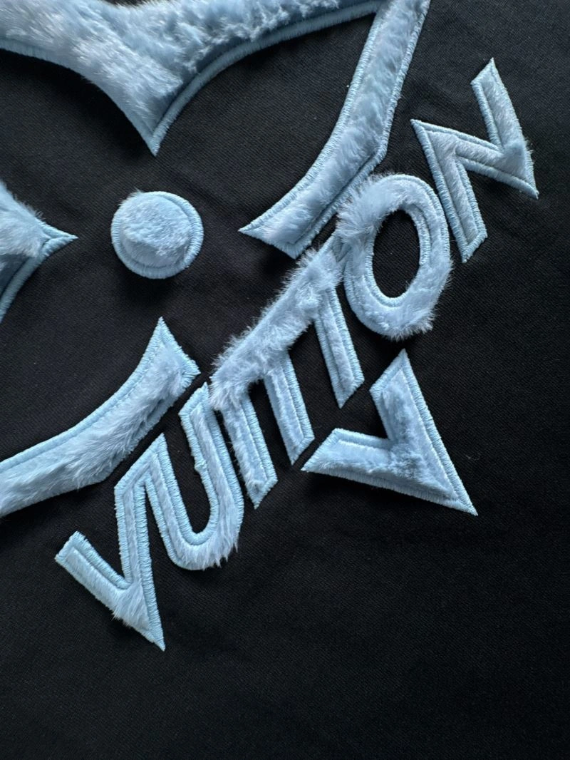 WaterResistant Louis Vuitton T-Shirts 137108