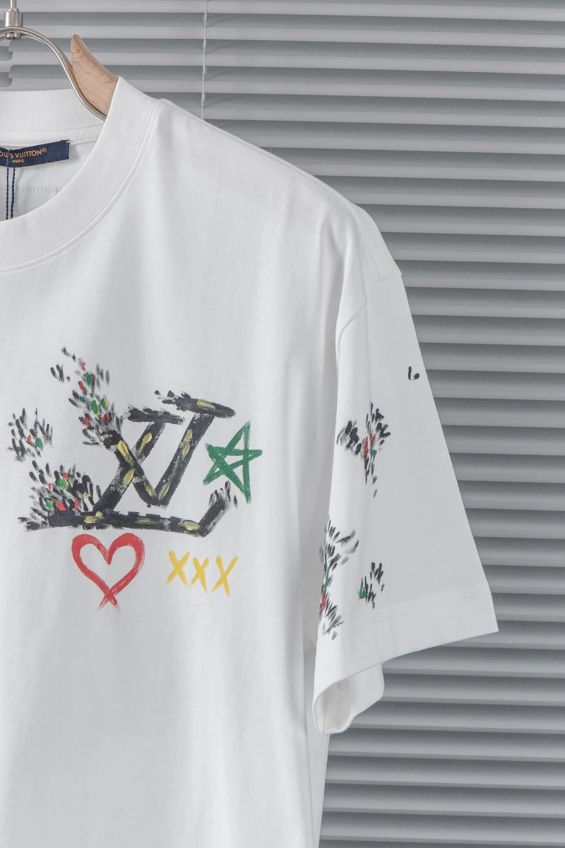WeatherProof Louis Vuitton T-Shirts 137111