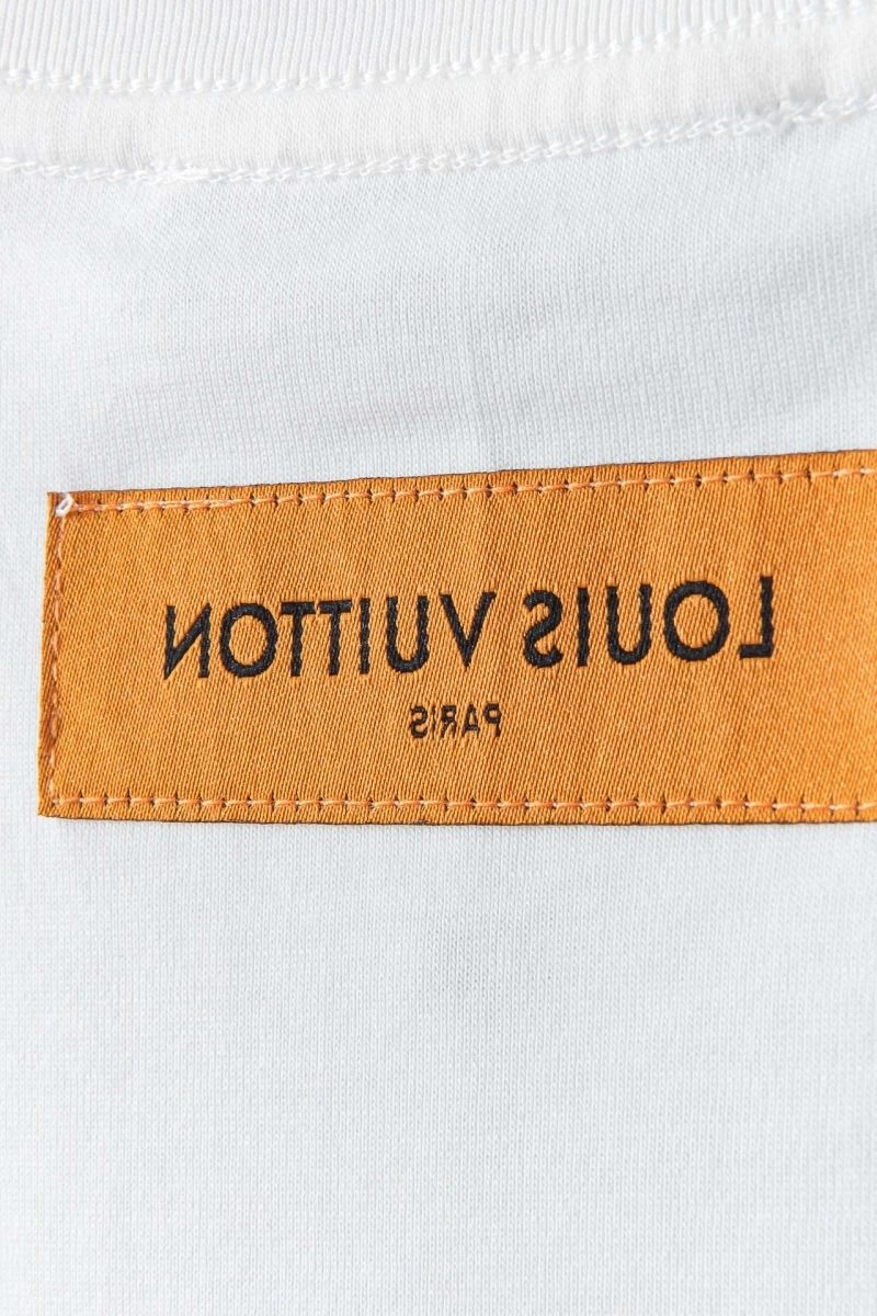 WeatherProof Louis Vuitton T-Shirts 137111