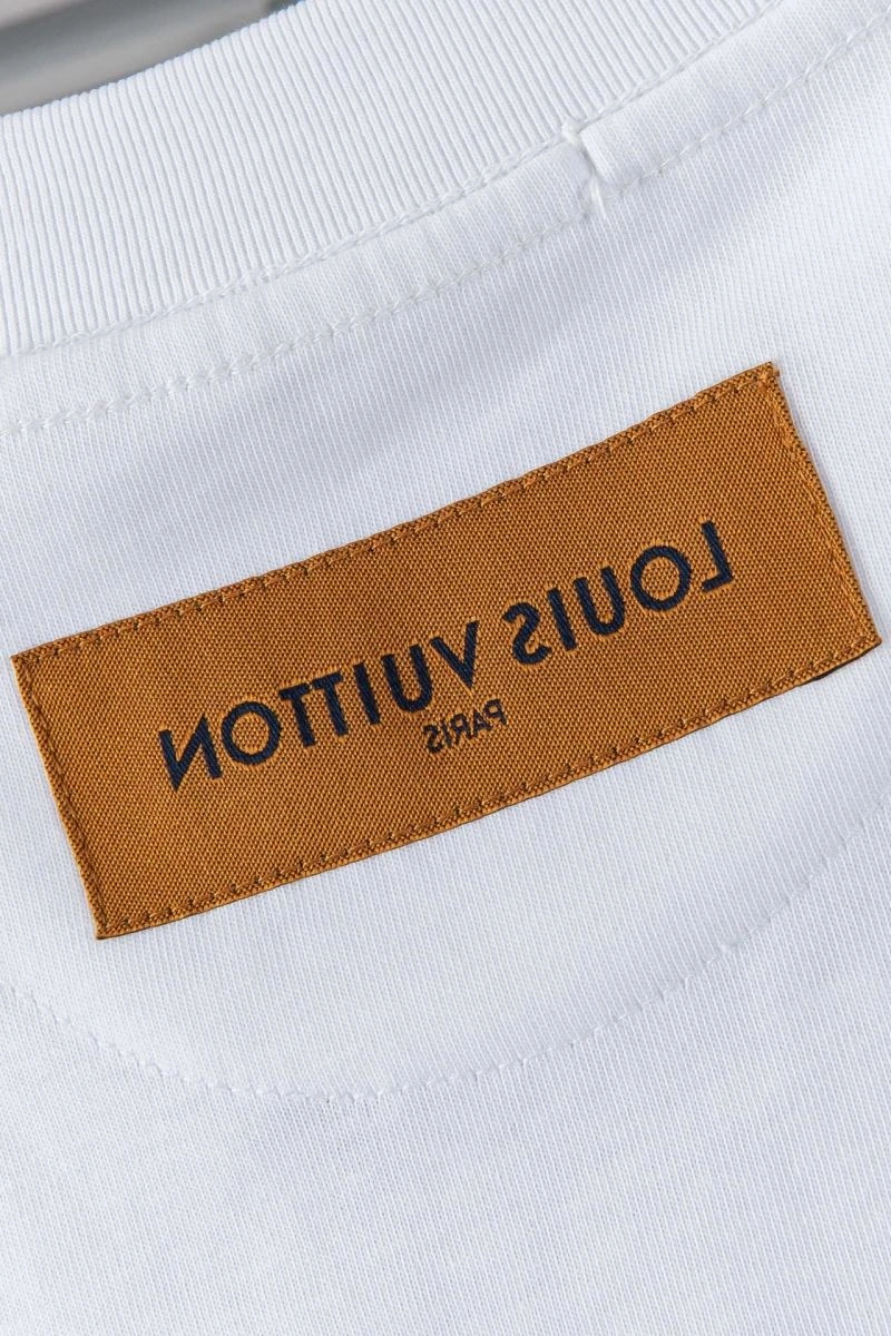 Louis Vuitton T-Shirts OdorResistant 137112
