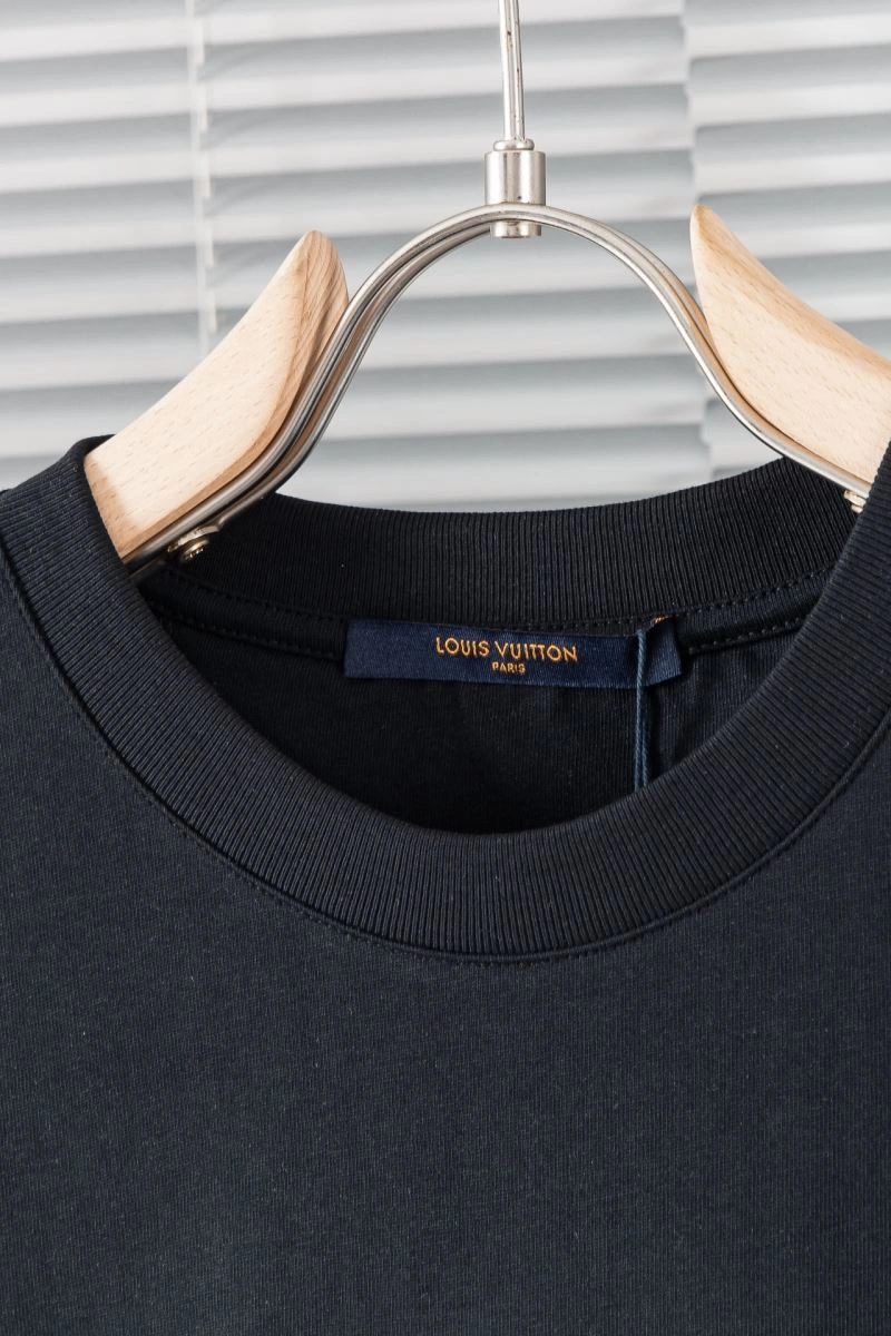 Louis Vuitton T-Shirts TechFriendly 137130