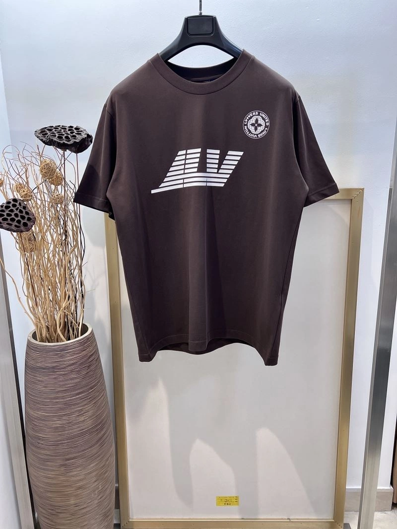 Louis Vuitton T-Shirts ModernLook 137107