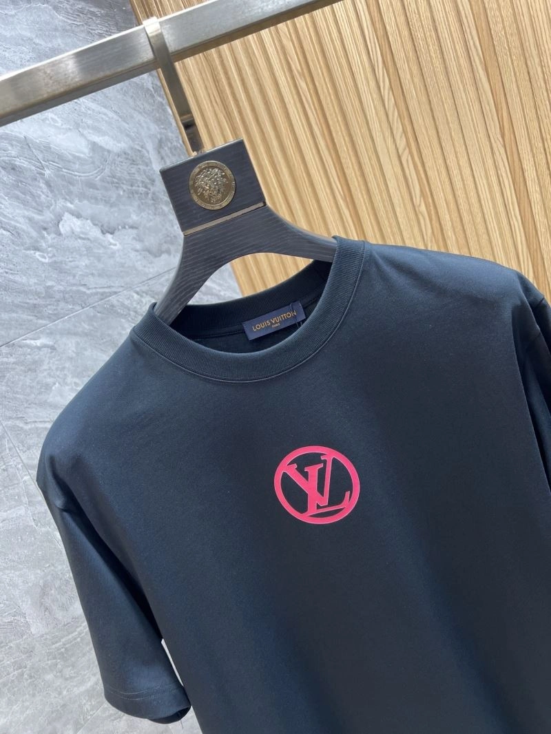 Louis Vuitton T-Shirts MultiPurpose 137134