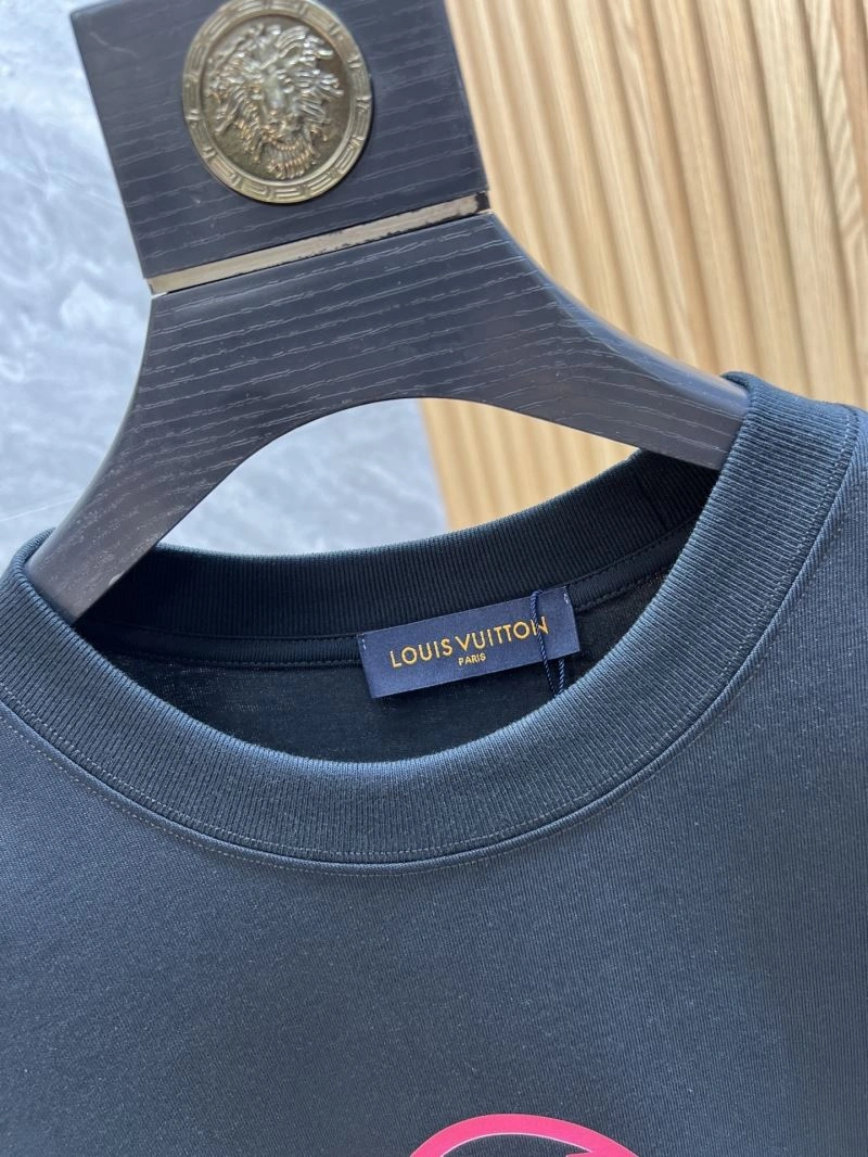 Louis Vuitton T-Shirts MultiPurpose 137134