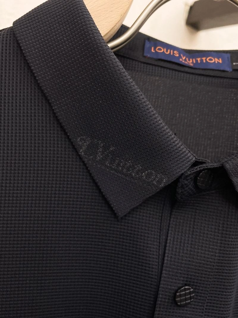 Packable Louis Vuitton T-Shirts 137073