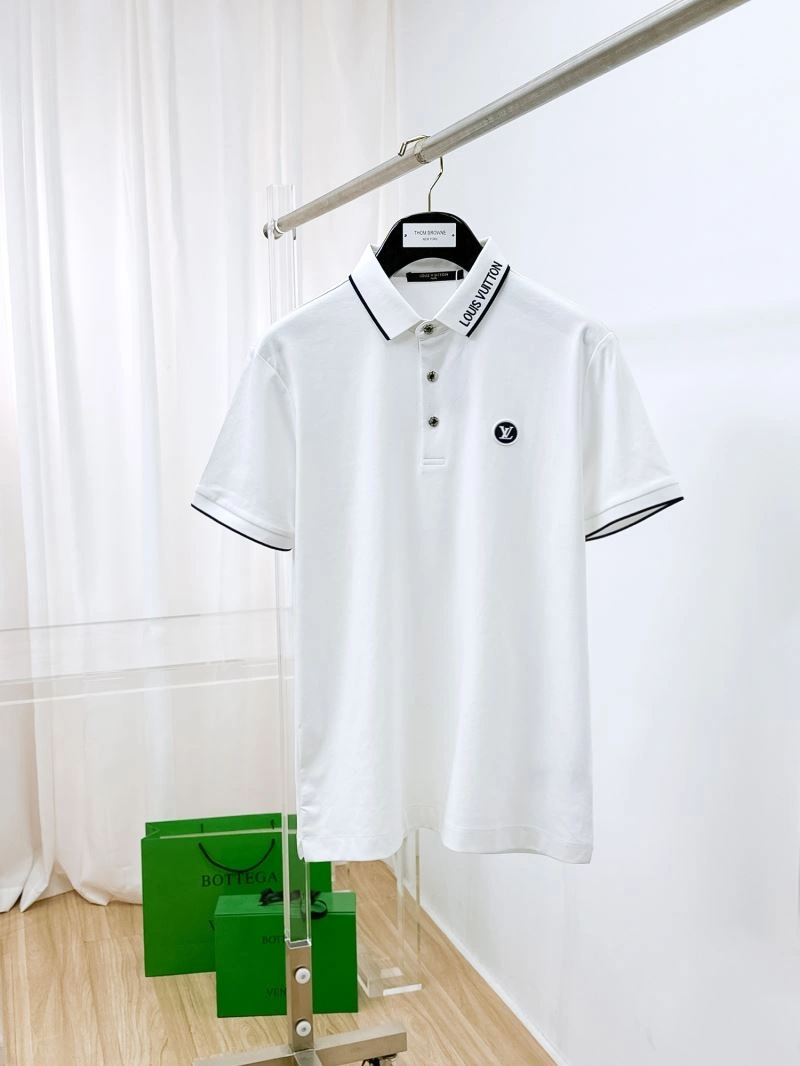 Louis Vuitton T-Shirts Minimalist 137074