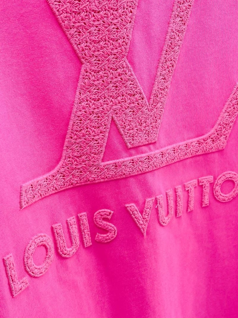 Classic Louis Vuitton T-Shirts 137093