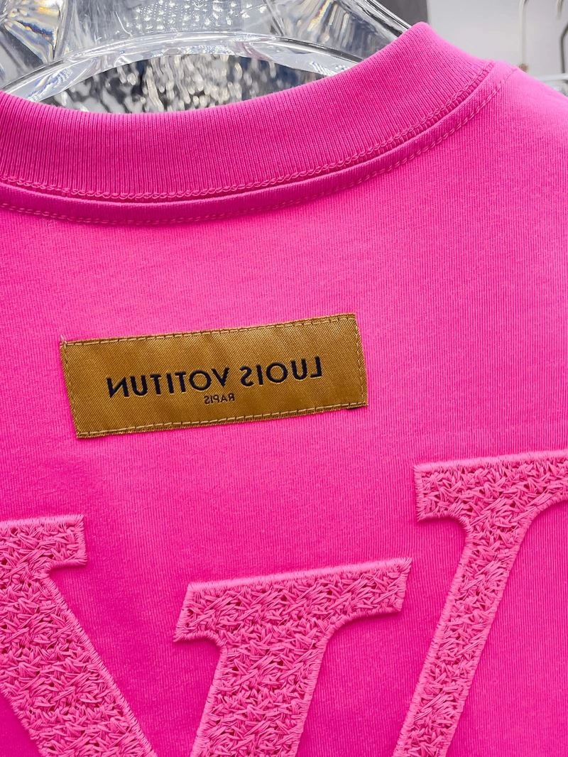 Classic Louis Vuitton T-Shirts 137093