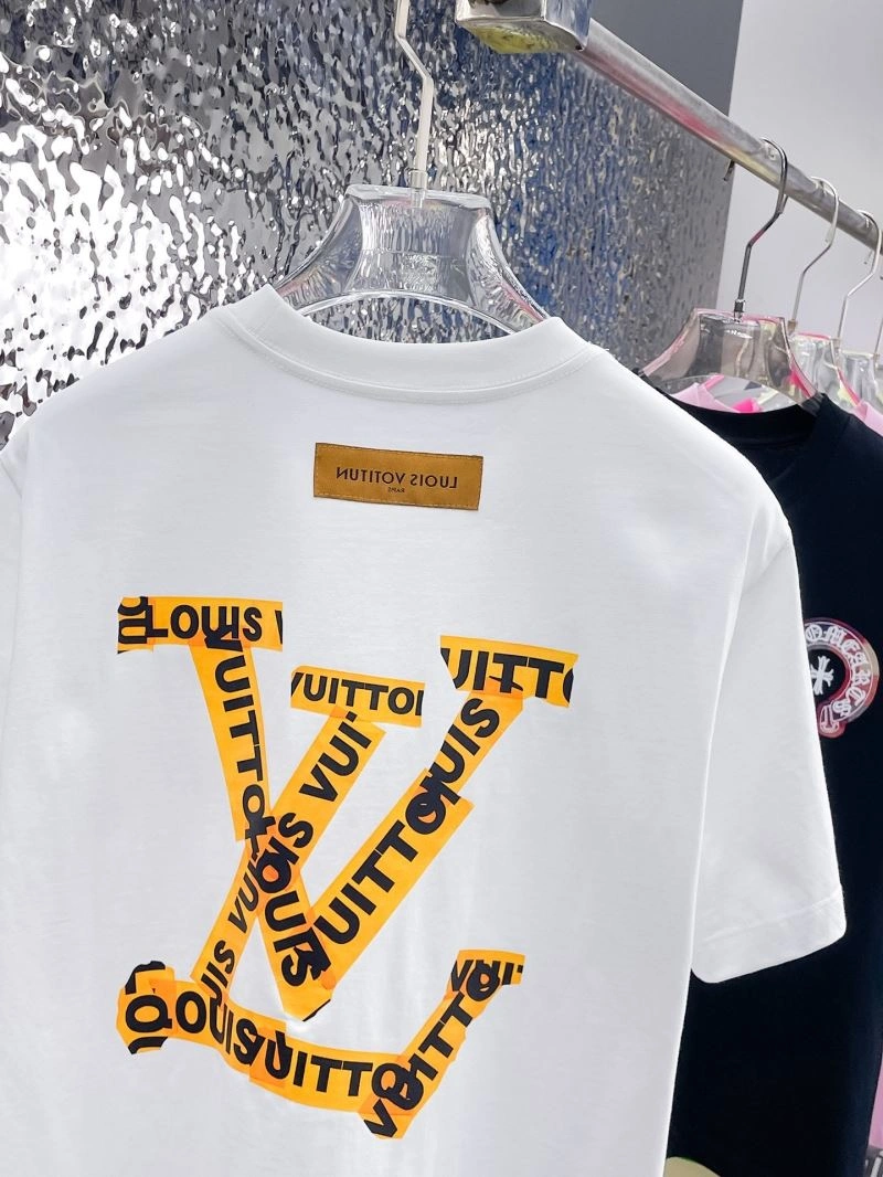 Snug Louis Vuitton T-Shirts 137084