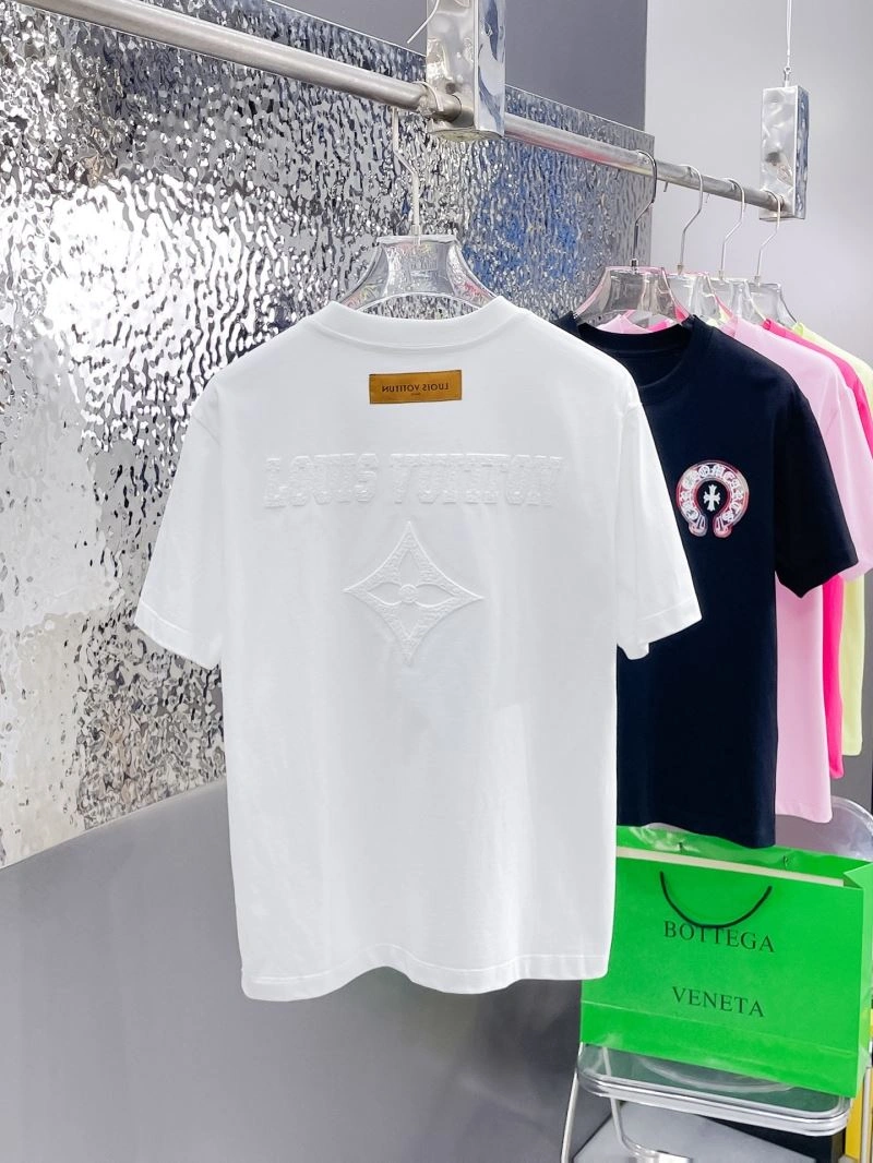 Affordable Louis Vuitton T-Shirts 137068
