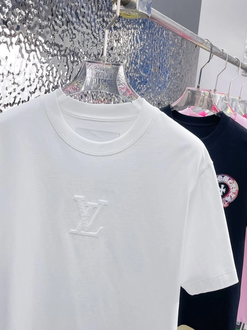 Affordable Louis Vuitton T-Shirts 137068