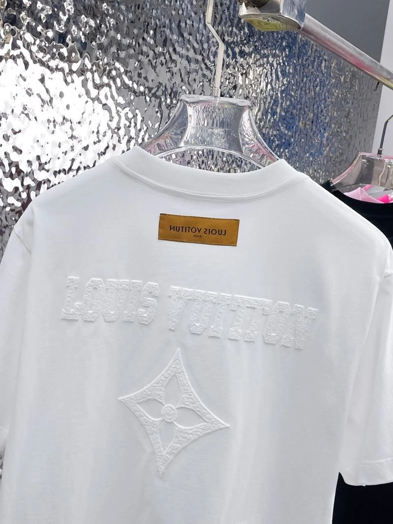 Affordable Louis Vuitton T-Shirts 137068