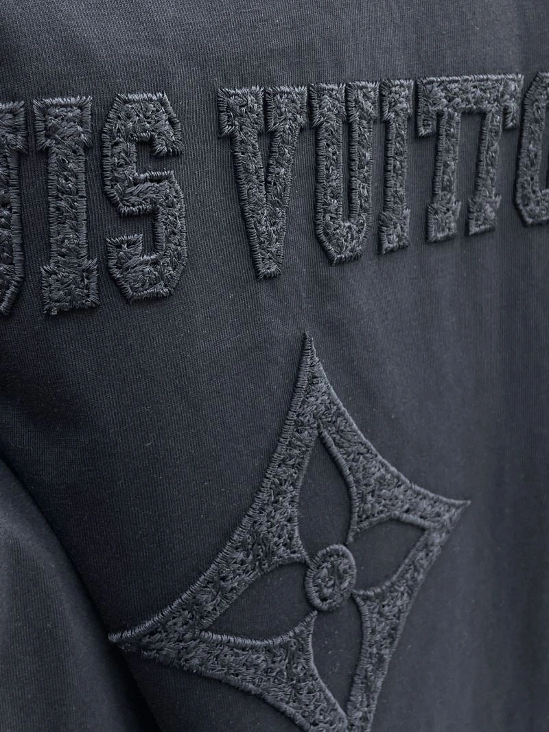 Comfortable Louis Vuitton T-Shirts 137067