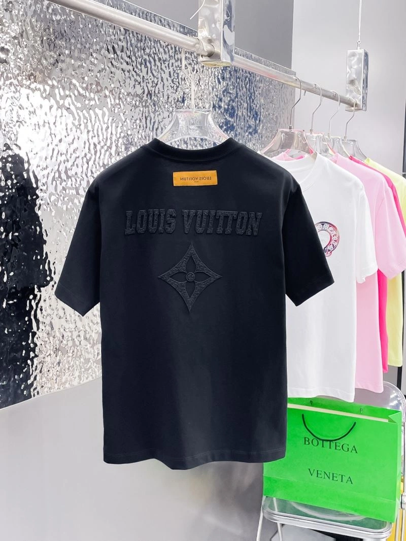 Comfortable Louis Vuitton T-Shirts 137067
