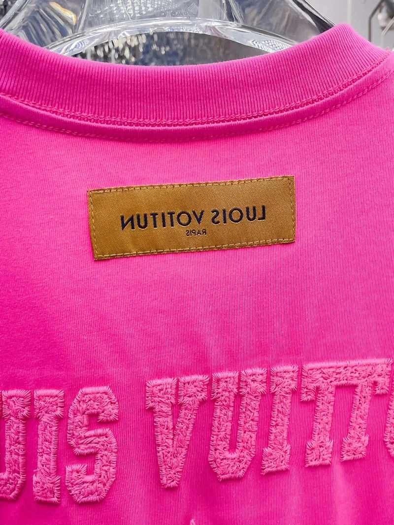 Louis Vuitton T-Shirts WrinkleFree 137088