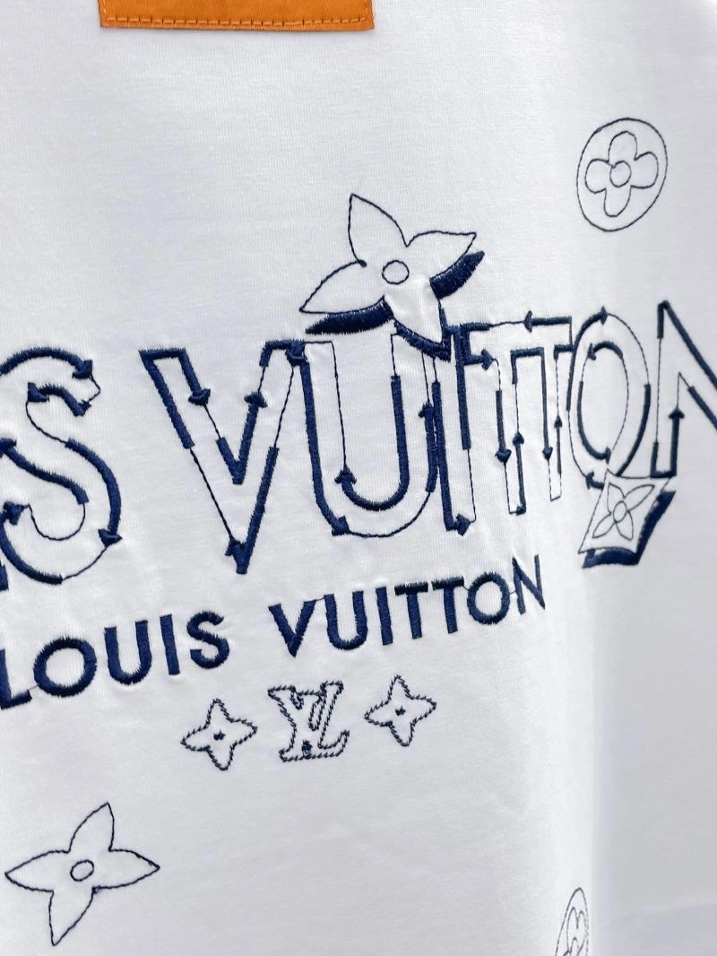 WeatherProof Louis Vuitton T-Shirts 137085