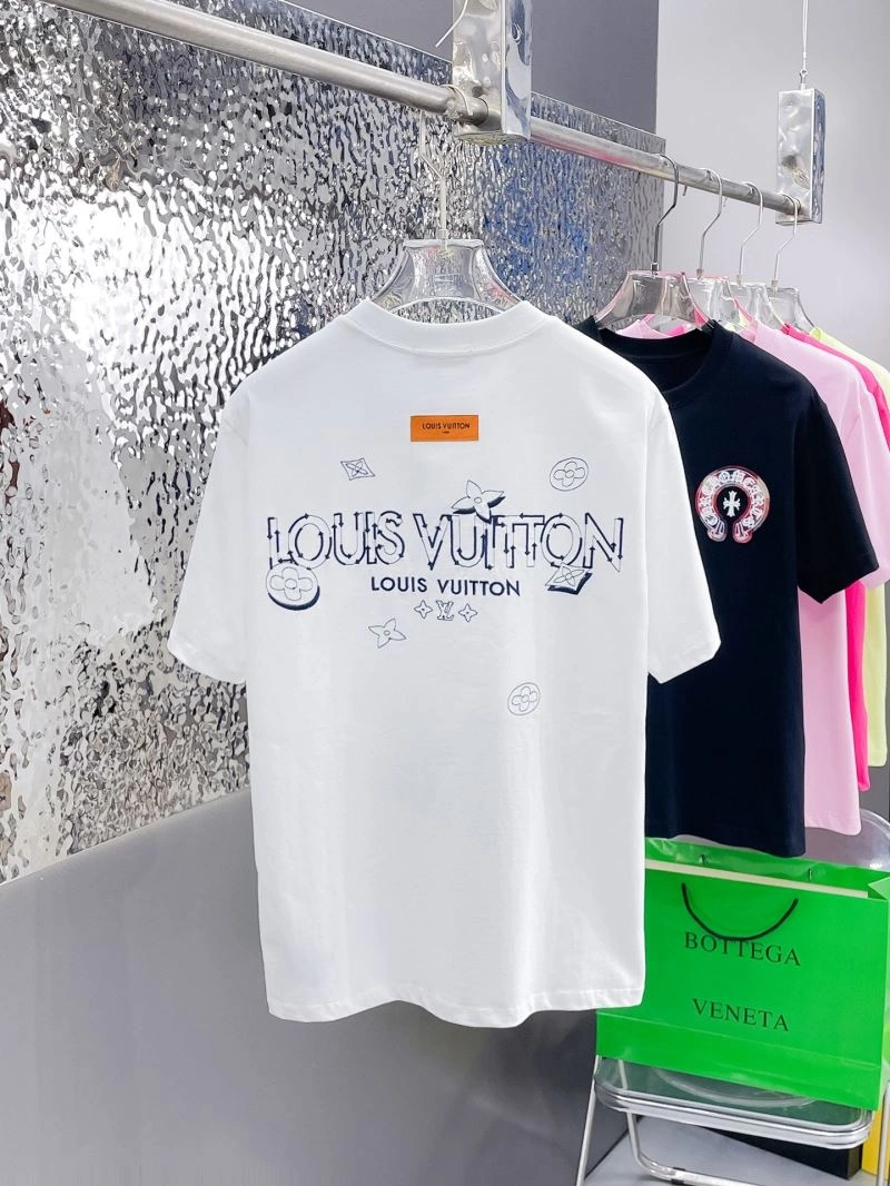 WeatherProof Louis Vuitton T-Shirts 137085