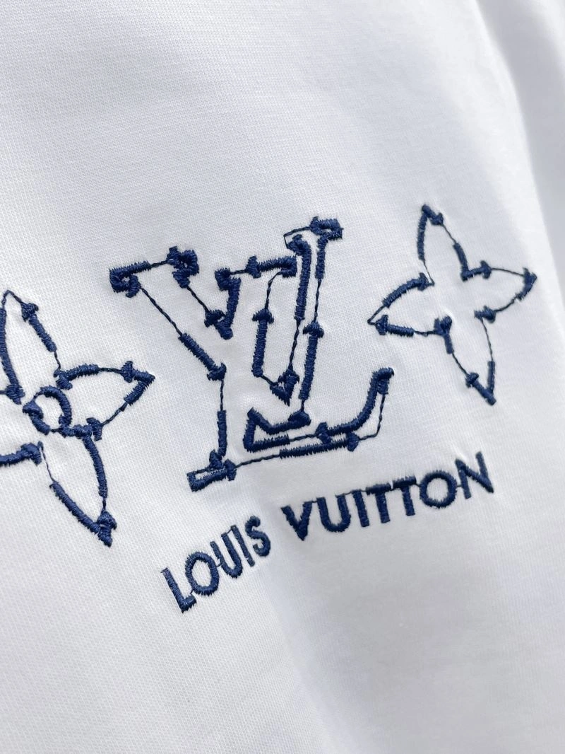 WeatherProof Louis Vuitton T-Shirts 137085