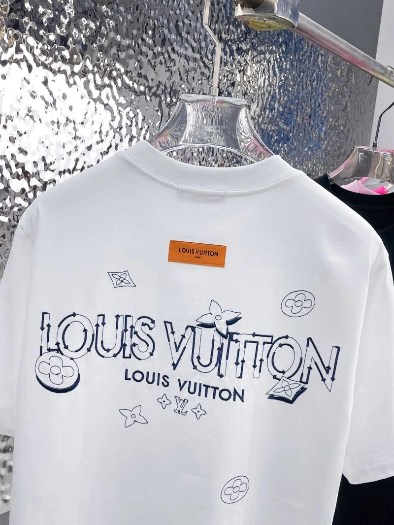 WeatherProof Louis Vuitton T-Shirts 137085