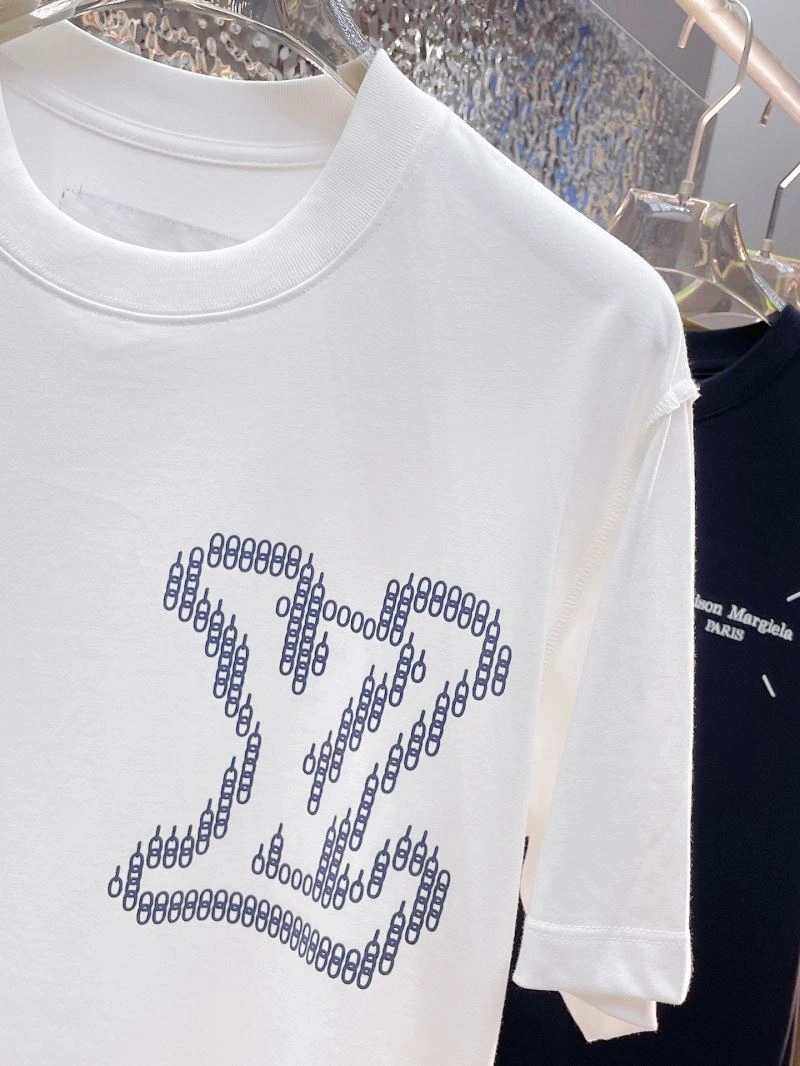 Louis Vuitton T-Shirts Breathable 137063