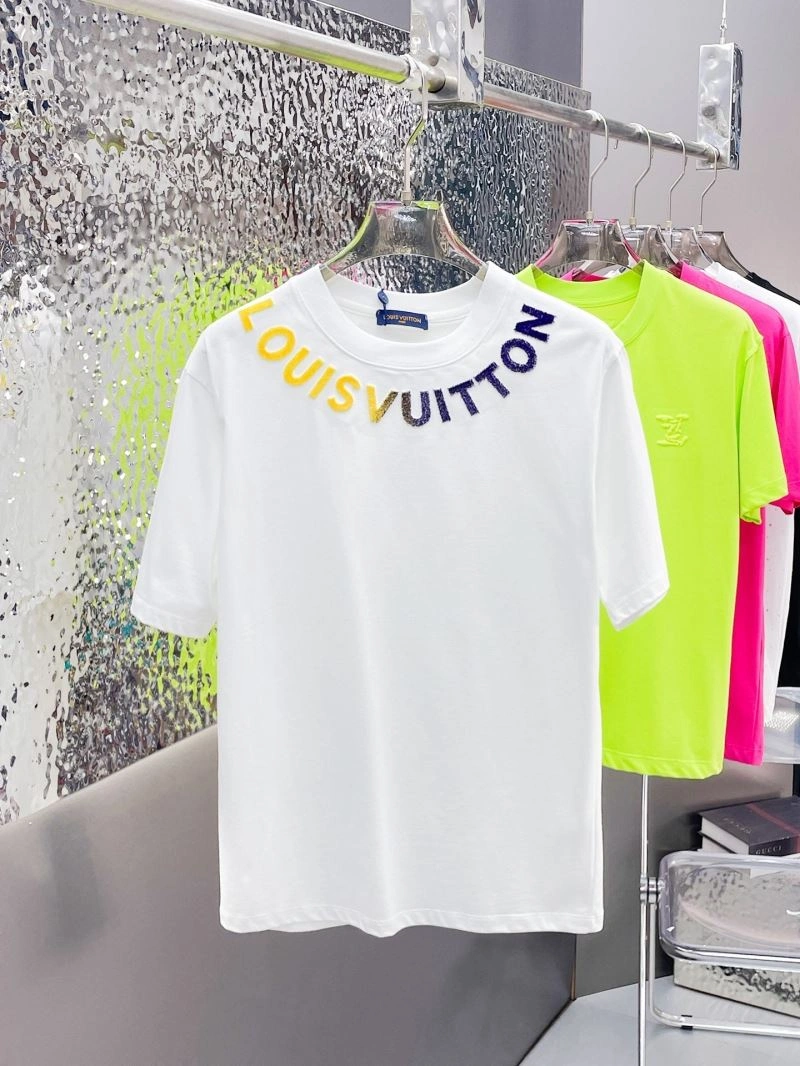 Louis Vuitton T-Shirts Sporty 137061