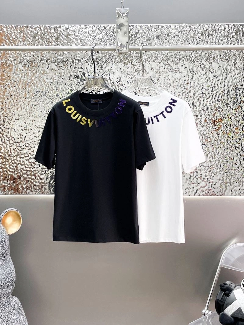 Bold Louis Vuitton T-Shirts 137060