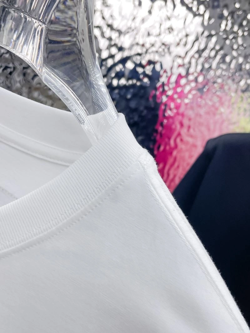 Louis Vuitton T-Shirts WellDesigned 137058