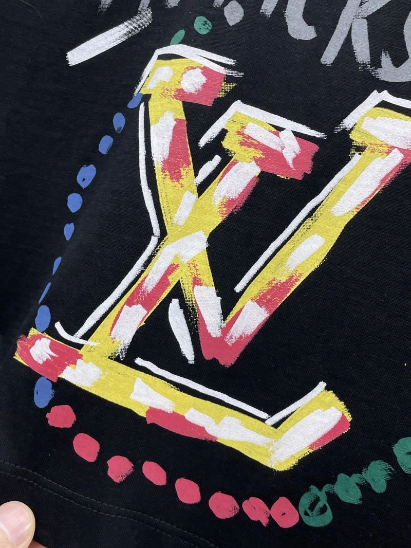 Affordable Louis Vuitton T-Shirts 137059