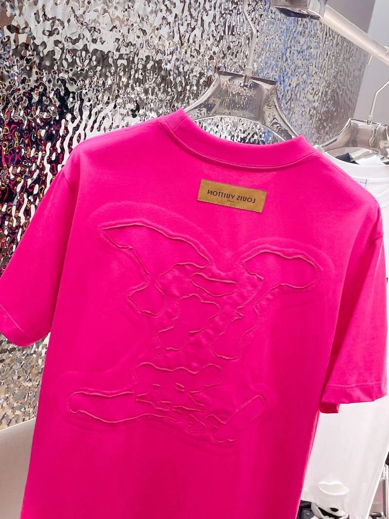 Louis Vuitton T-Shirts Lightweight 137055