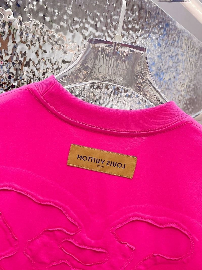 Louis Vuitton T-Shirts Lightweight 137055