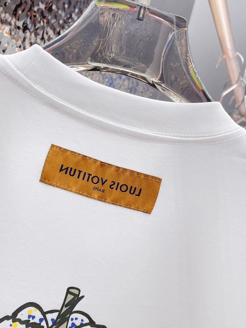 Louis Vuitton T-Shirts Fashionable 137038