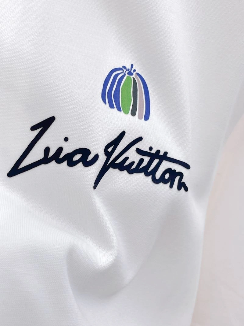 Louis Vuitton T-Shirts Fashionable 137038