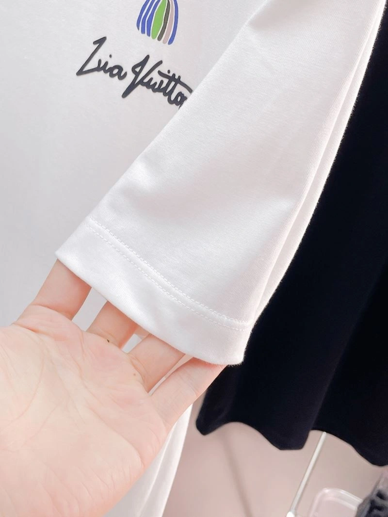 Louis Vuitton T-Shirts Fashionable 137038