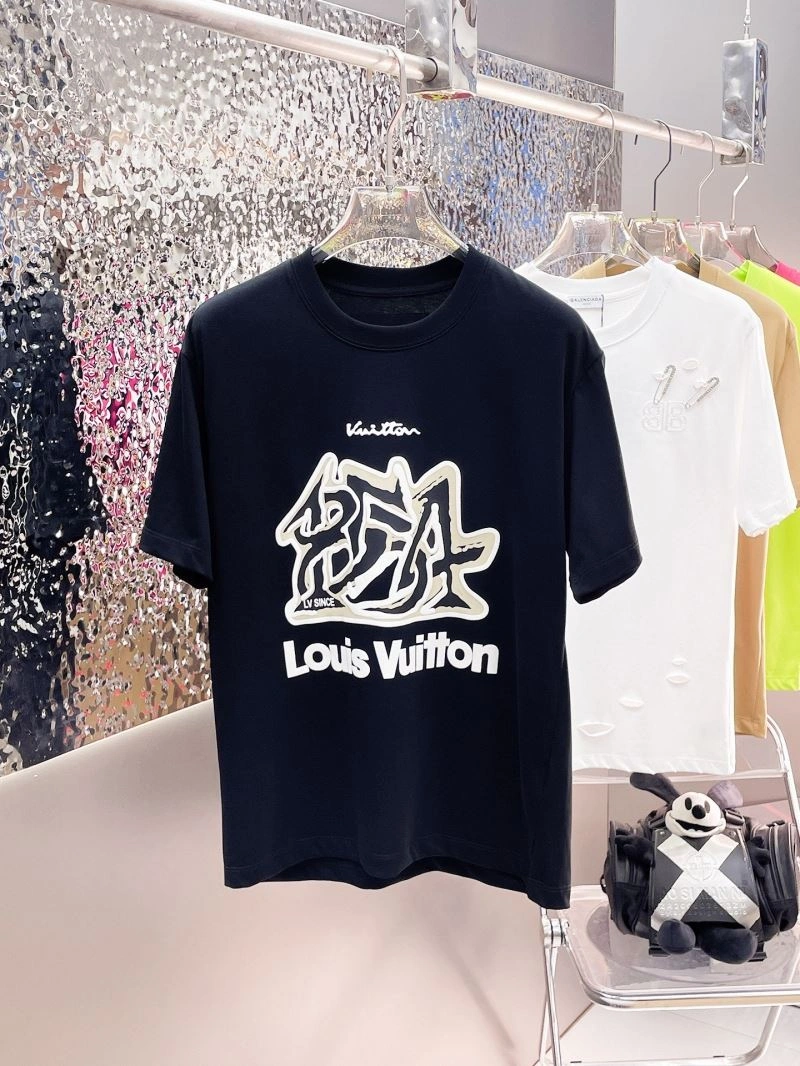 Louis Vuitton T-Shirts Sustainable 137029